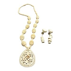 Vintage Carved Bone Necklace Pendant Set Tribal Boho Statement J43